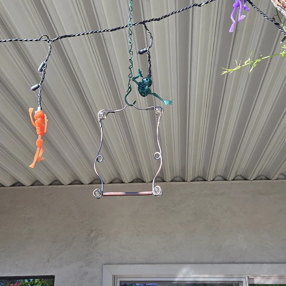 Elegant Copper Bird Swing